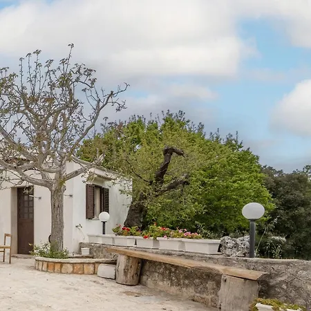 Trulli Nenetta E Nannino Dom wakacyjny