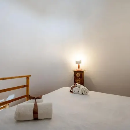 Trulli Nenetta E Nannino By Il Pumo Di Puglia * Selva Di Fasano